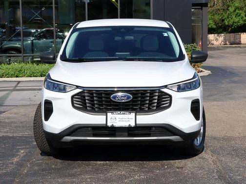 Oxford White 2023 Ford Escape Active
