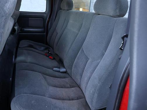 2004 Chevrolet Silverado 1500 LS Extended Cab