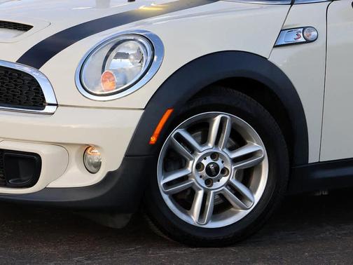 2011 MINI Cooper S Base