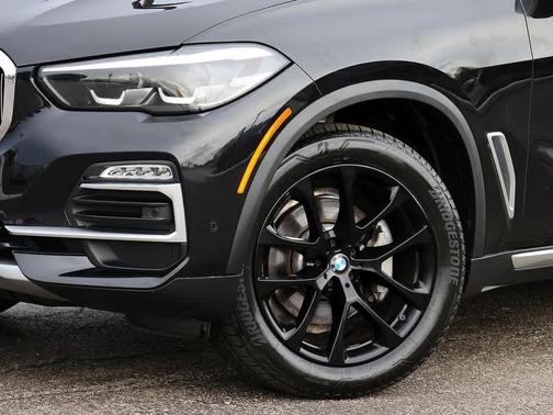 Black Sapphire Metallic 2021 BMW X5 xDrive40i