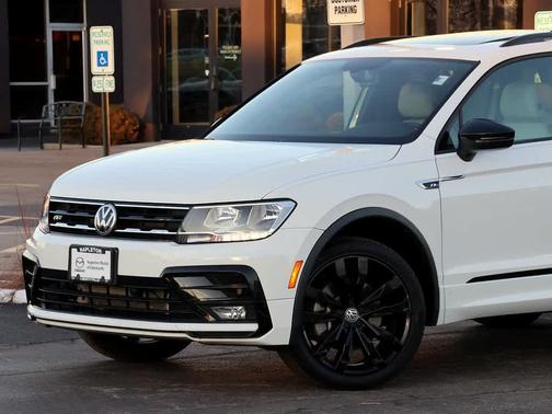 2021 Volkswagen Tiguan 2.0T SE R-Line Black