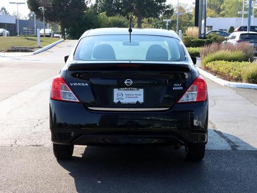 2018 Nissan Versa 1.6 SV