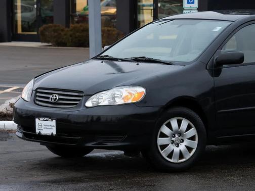 2004 Toyota Corolla LE