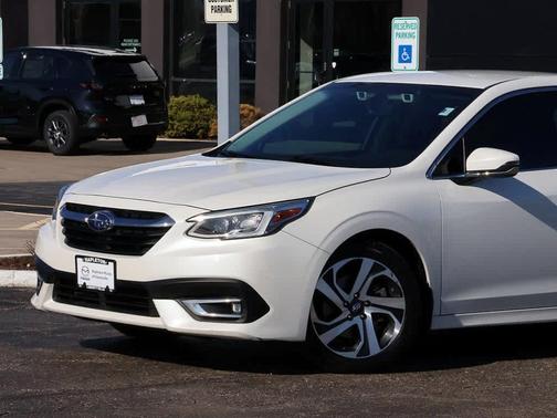 Crystal White Pearl 2020 Subaru Legacy