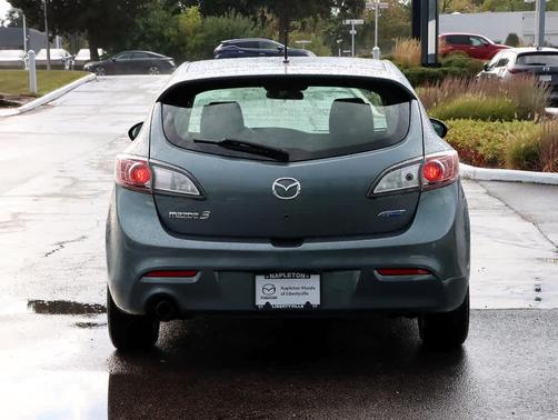 2013 Mazda Mazda3 i Touring