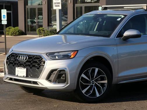 2023 Audi Q5 45 S line Premium Plus