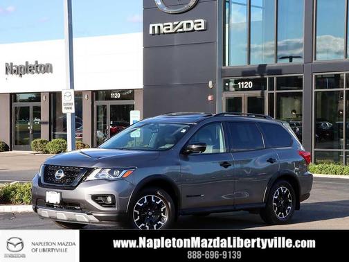 2020 Nissan Pathfinder SL