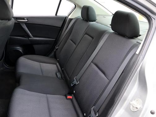 Liquid Silver Metallic 2010 Mazda Mazda3 i Touring
