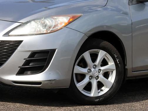 Liquid Silver Metallic 2010 Mazda Mazda3 i Touring