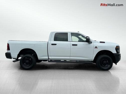 2025 RAM 2500 Tradesman Crew Cab 4x4 6'4' Box