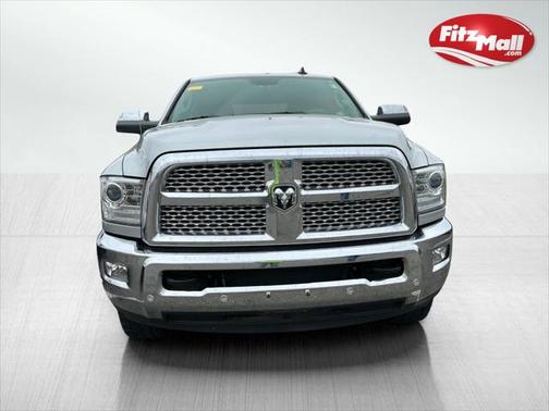 2017 RAM 2500 Laramie Crew Cab 4x4 6'4' Box