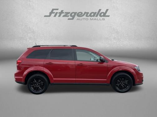 Redline 2 Coat Pearl 2019 Dodge Journey SE