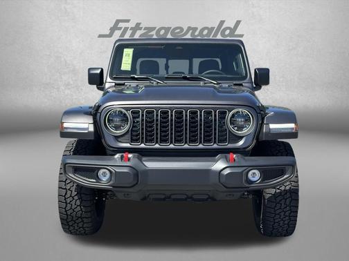 Granite Crystal Metallic Clearcoat 2026 Jeep Gladiator Rubicon