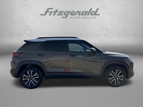 Zeus Bronze Metallic 2021 Chevrolet Trailblazer ACTIV