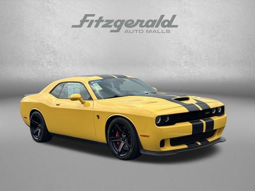 Yellow Jacket Clearcoat 2017 Dodge Challenger SRT Hellcat