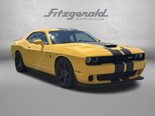 Yellow Jacket Clearcoat 2017 Dodge Challenger SRT Hellcat