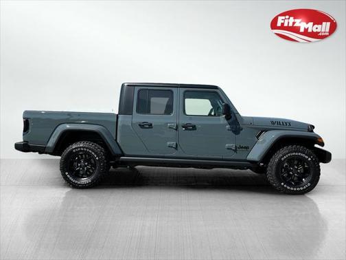 2025 Jeep Gladiator Willys