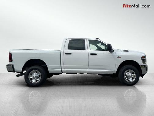 2025 RAM 2500 Tradesman Crew Cab 4x4 6'4' Box