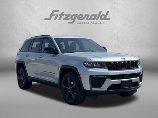 Silver Zynith 2026 Jeep Grand Cherokee Limited