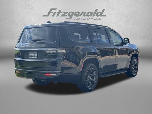 High Gloss Black 2026 Jeep Grand Wagoneer Limited Altitude 4x4
