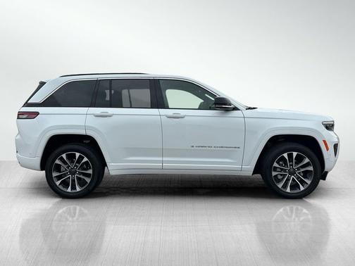 2025 Jeep Grand Cherokee Overland