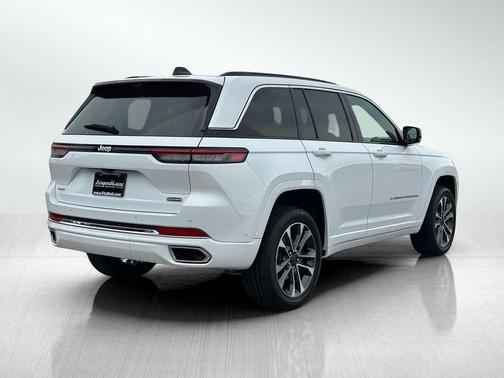 2025 Jeep Grand Cherokee Overland