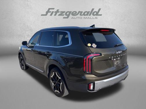 Dark Moss 2023 Kia Telluride EX