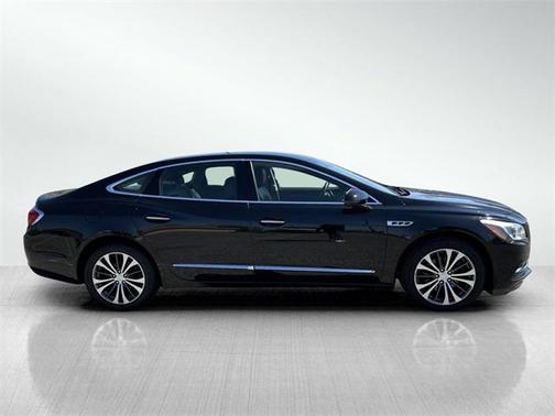 2017 Buick LaCrosse Essence