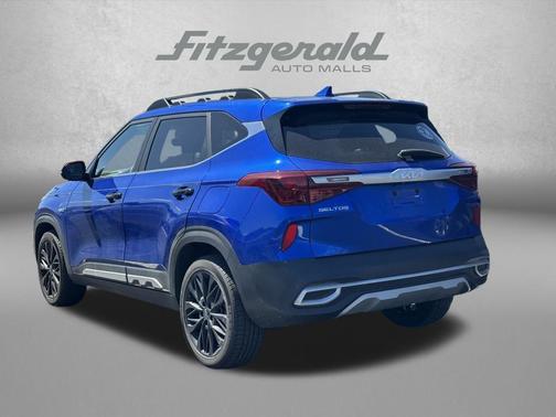 Neptune Blue 2022 Kia Seltos Nightfall Edition