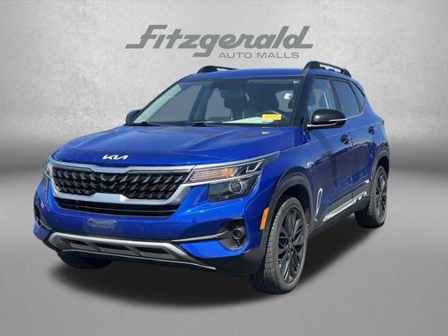 Neptune Blue 2022 Kia Seltos Nightfall Edition