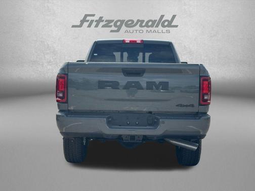 Ceramic Gray Clearcoat 2026 RAM 2500 Black Express Crew Cab 4x4 6'4' Box