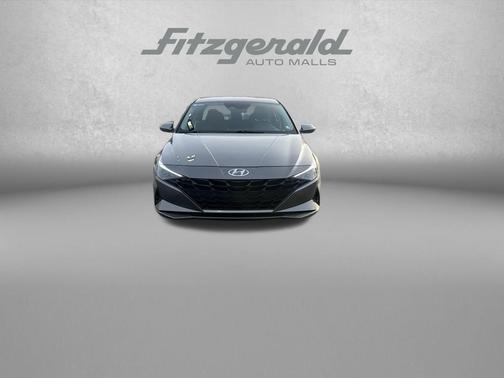 Fluid Metal 2023 Hyundai ELANTRA SEL