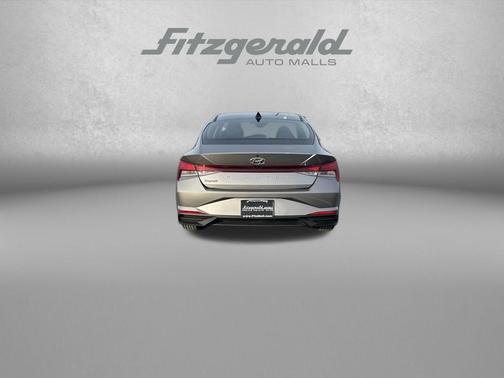 Fluid Metal 2023 Hyundai ELANTRA SEL