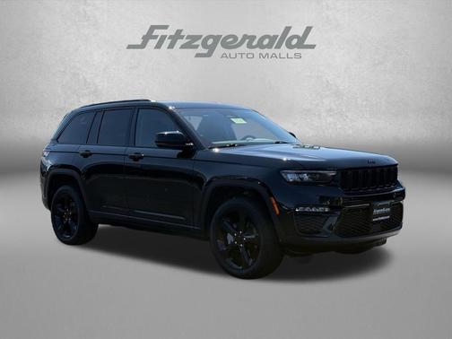 Diamond Black Crystal Pearlcoat 2023 Jeep Grand Cherokee Limited