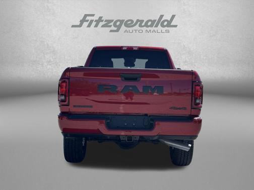 Molten Red Pearlcoat 2026 RAM 2500 Big Horn Crew Cab 4x4 6'4' Box