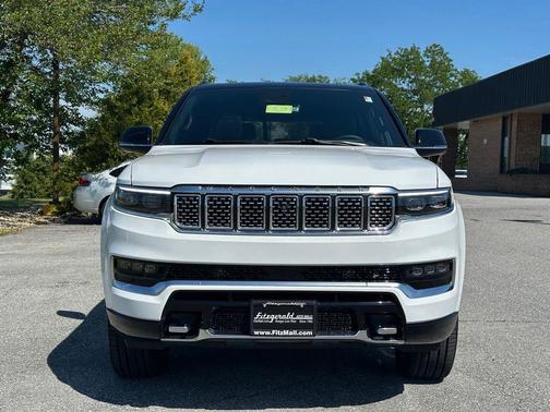 Bright White Clearcoat 2024 Jeep Grand Wagoneer Series III 4x4