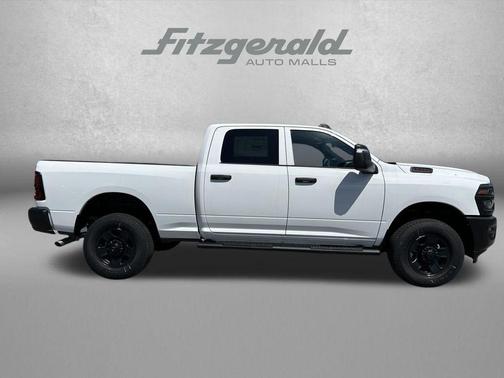 Bright White Clearcoat 2026 RAM 3500 Tradesman Crew Cab 4x4 6'4' Box