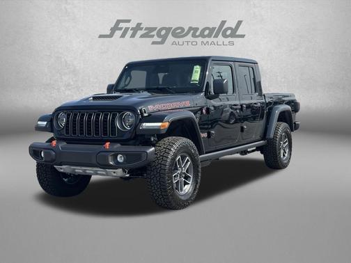 Black Clearcoat 2026 Jeep Gladiator Mojave 4x4