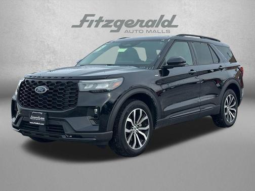 AGATE BLACK METALLIC 2025 Ford Explorer ST-Line