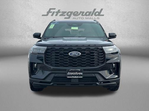 AGATE BLACK METALLIC 2025 Ford Explorer ST-Line