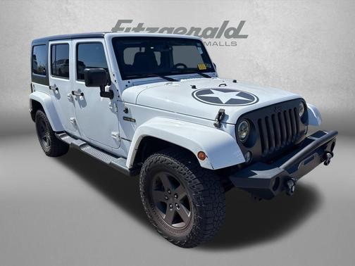 Bright White Clearcoat 2016 Jeep Wrangler Unlimited Freedom