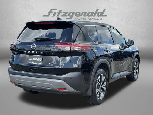 Super Black 2022 Nissan Rogue SV