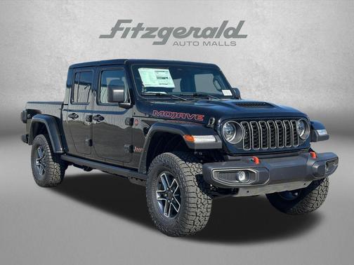 Black Clearcoat 2026 Jeep Gladiator Mojave 4x4