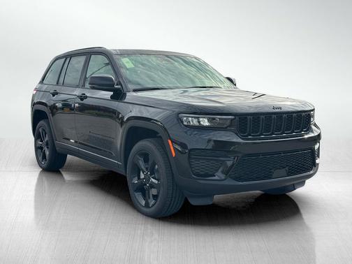 2025 Jeep Grand Cherokee Altitude