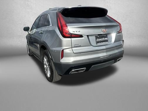 Argent Silver Metallic 2024 Cadillac XT4 Premium Luxury