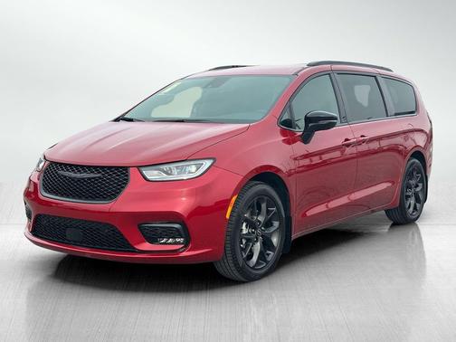 2026 Chrysler Pacifica L