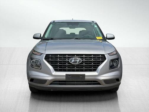 2024 Hyundai VENUE SE