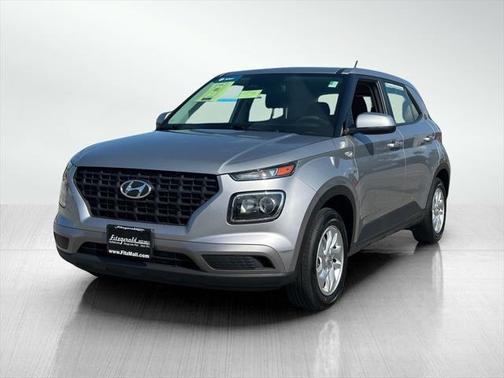 2024 Hyundai VENUE SE
