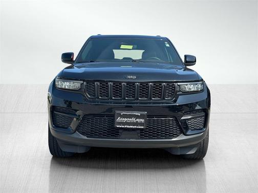 2022 Jeep Grand Cherokee Altitude