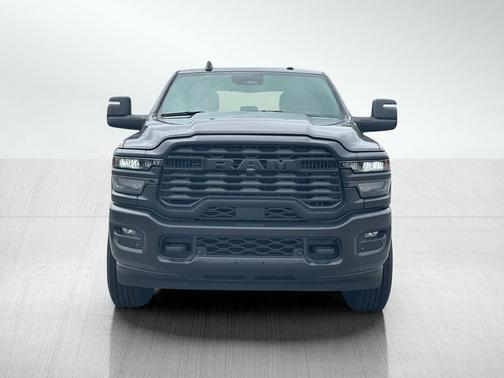 2025 RAM 2500 Tradesman Crew Cab 4x4 6'4' Box